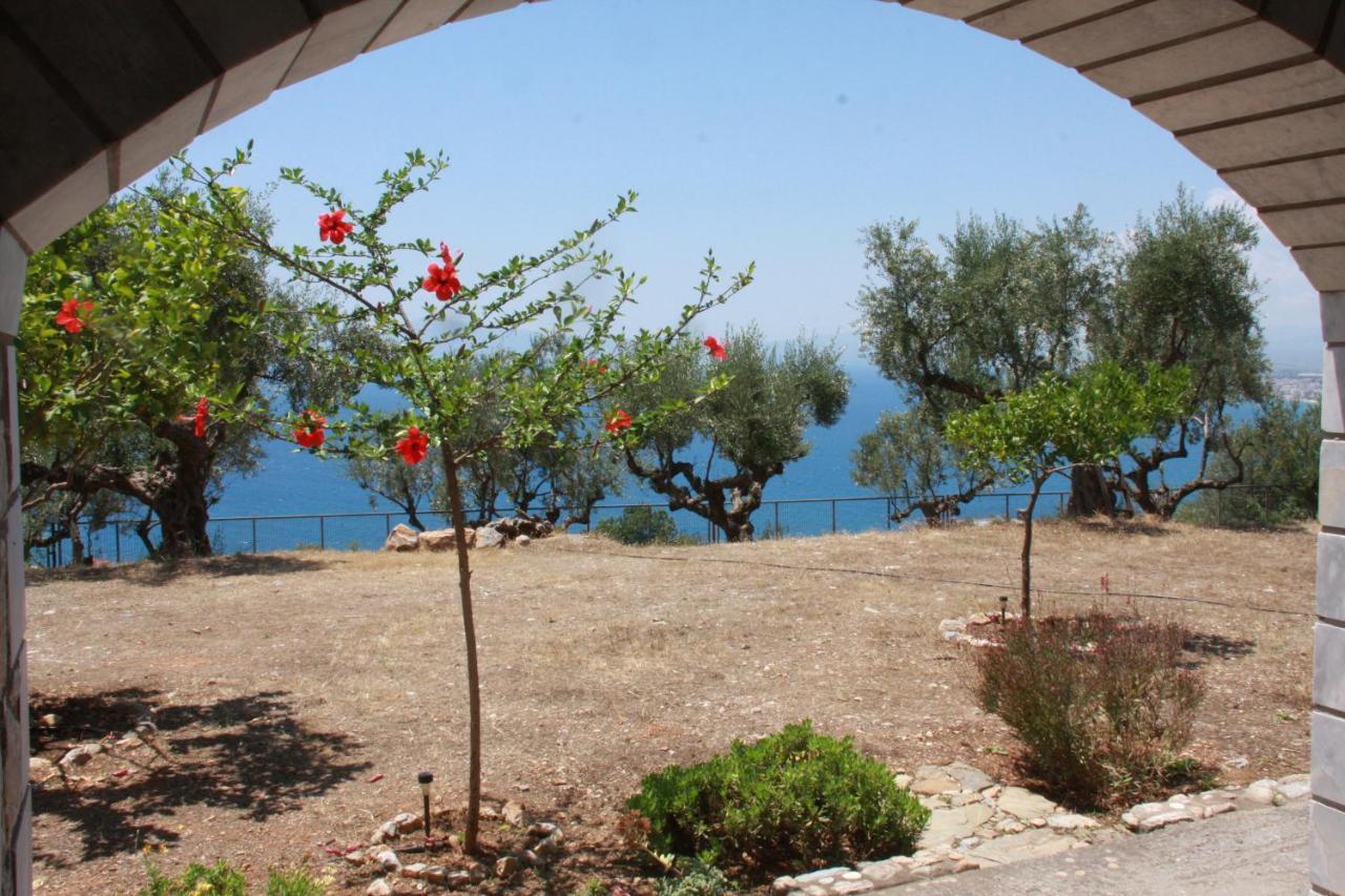 فيلا Sea And Mountain View كالاماتا المظهر الخارجي الصورة